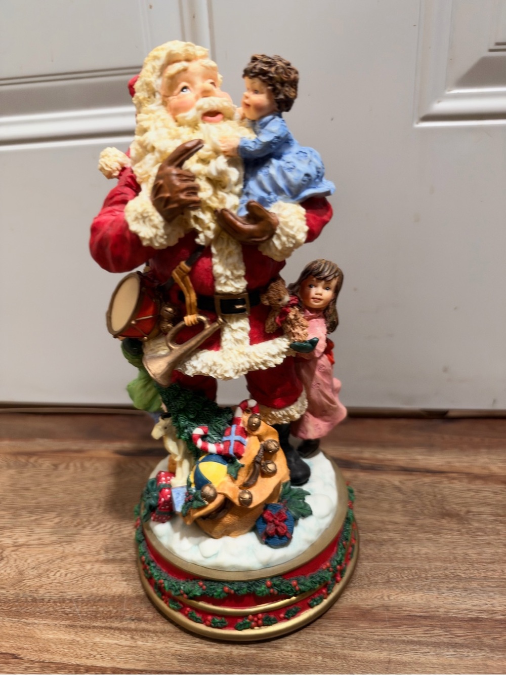 vintage molded resin [11.5-inch to 12-inch tall] musical Santa Claus figurine